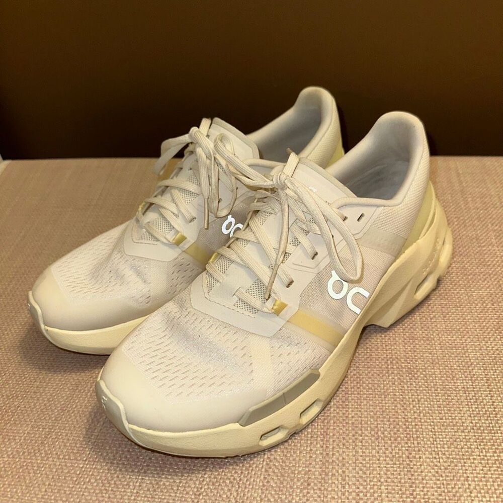On Cloud Womens Size 9 Cloud Pulse Running Sneakers Ivory Tumeric Yellow EUC
